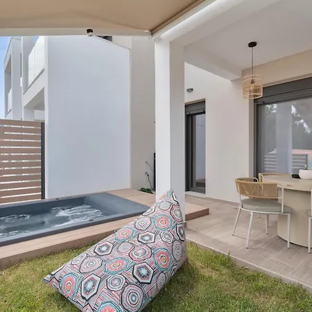 Mella Roa - Ivory Apartmán